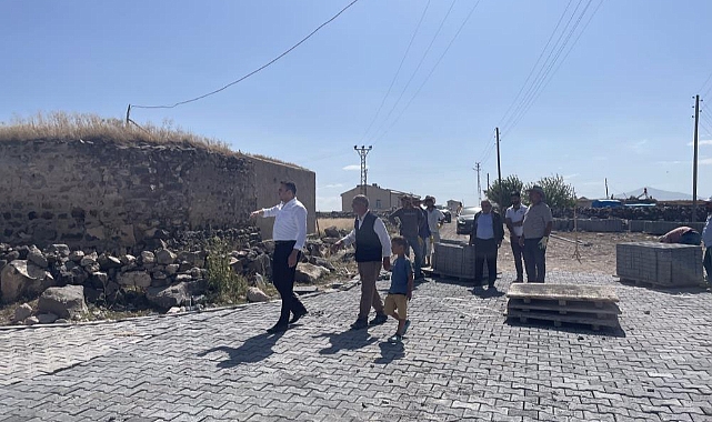 Digor'da köyler modern yollara kavuşuyor