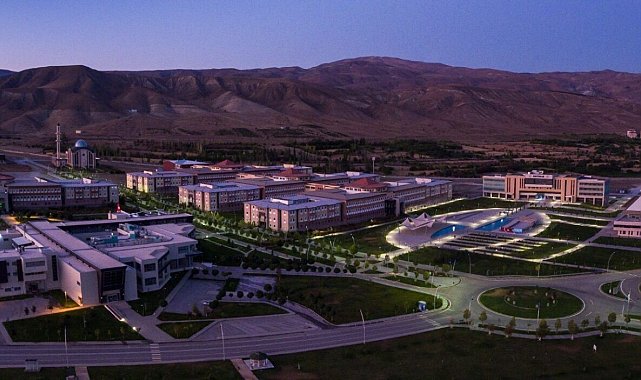 EBYÜ'den profesyonel tercih danışmanlığı hizmeti