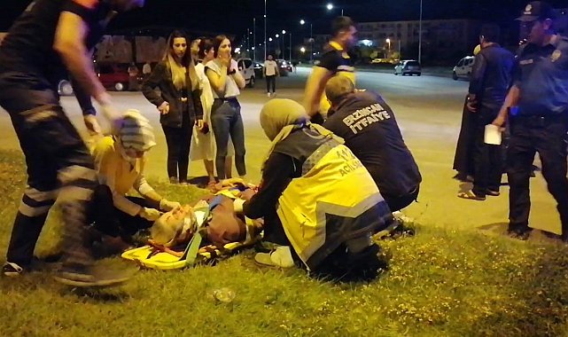 Erzincan&#039;da düğün konvoyunda trafik kazası: 7 yaralı