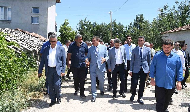 Gürkan: "Yazıhan'a 470 kilometre asfalt yapıldı"