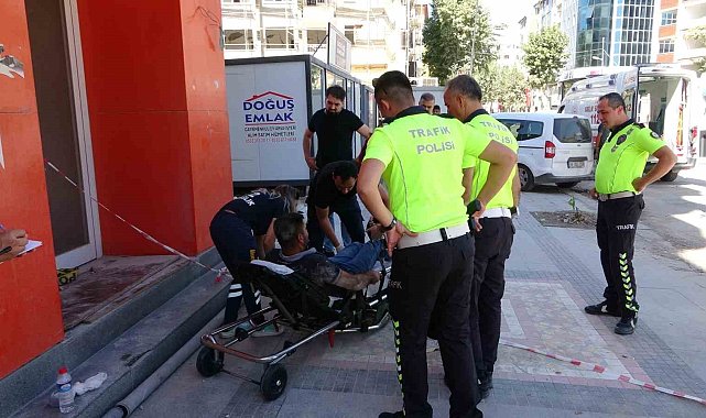 Husumetlisini iş yerinde pompalı tüfekle vurdu