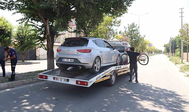 Iğdır'da korkunç kaza: Otomobilin çarptığı bisikletli genç hayatını kaybetti