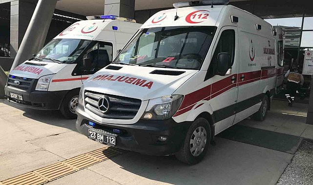 İşçileri taşıyan çapa motoru şarampole yuvarlandı: 6 yaralı