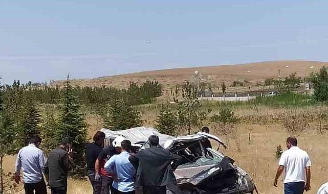 Kamyonet takla attı: 4 yaralı