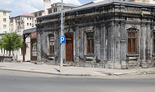 Kars belediye Başkanlığı'ndan Aynalı Köşk açıklaması