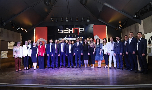 Kars'ta görev yeri değişen hakim ve savcılara veda yemeği verildi