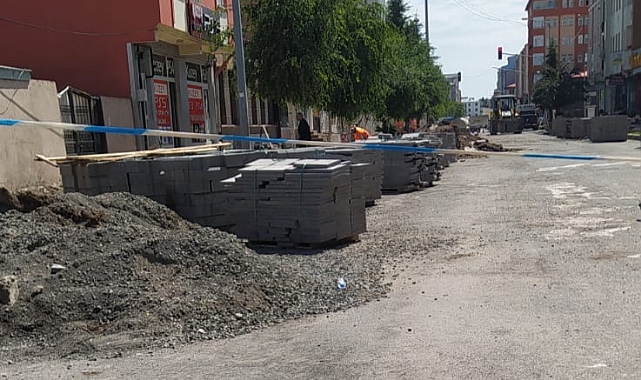 Kars’ta küçük bir sokak bir aydır bitirilemedi