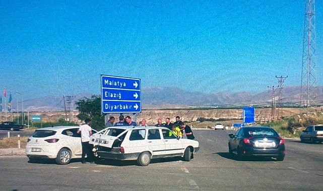Malatya'da iki araç çarpıştı: 2 yaralı