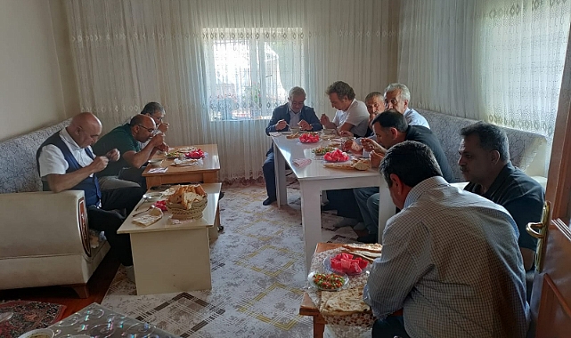Muhtar Tanrıverdi, Dernekler Federasyonu Başkanı Oymak'ı ağırladı