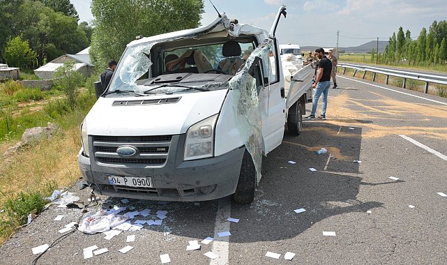 Patnos'ta trafik kazası: 2 yaralı