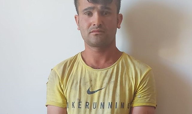 Üzerinde 'Jandarma' yazılı gömlekle sosyal medyada paylaşım yapan şahıs yakalandı