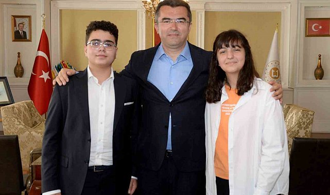 Vali Memiş, LGS şampiyonlarını kabul etti