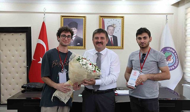 Vali Sarıibrahim, öğrencilerle bir araya geldi