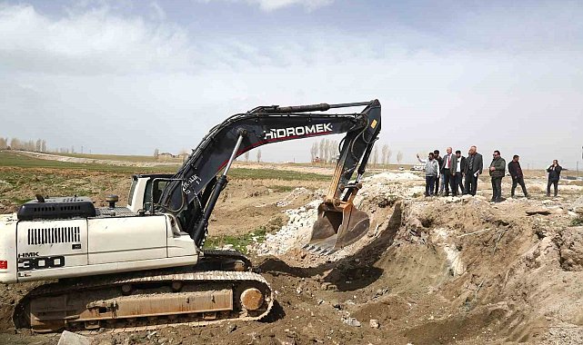 Van Gölü kıyı şeridi Tuşba Belediyesi ile cazibe merkezi haline geliyor