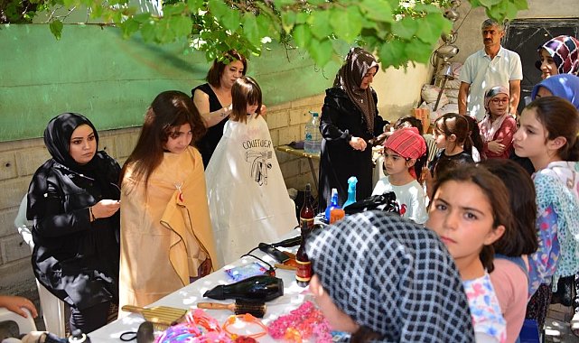 Yeşilyurt'ta 'iyilik makası' projesiyle çocukların yüzü gülüyor