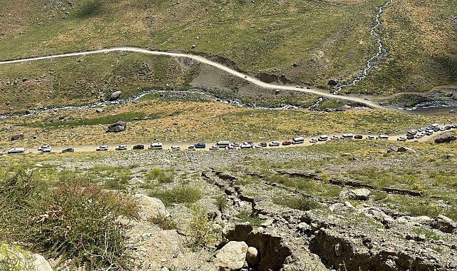 Yüksekova'nın en yüksek festivaline Türkiye ve Dünya'dan akın ediyor