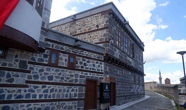 Zamanda yolculuk yaptıran müze