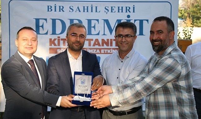 &#039;Bir Sahil Şehri Edremit&#039; isimli kitap çıktı