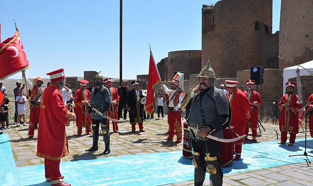 Ani'de fetih coşkusu