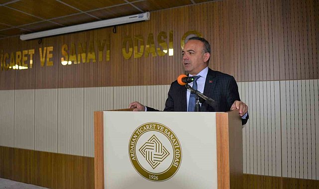 Ardahan Ticaret Odası'ndan 30 yıllık üyelerine plaket