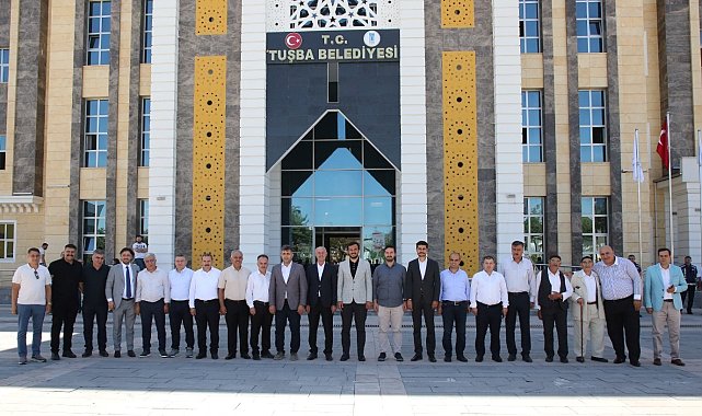 Bağcılar Belediye Başkanı Özdemir'den Tuşba Belediye Başkanı Akman'a ziyaret