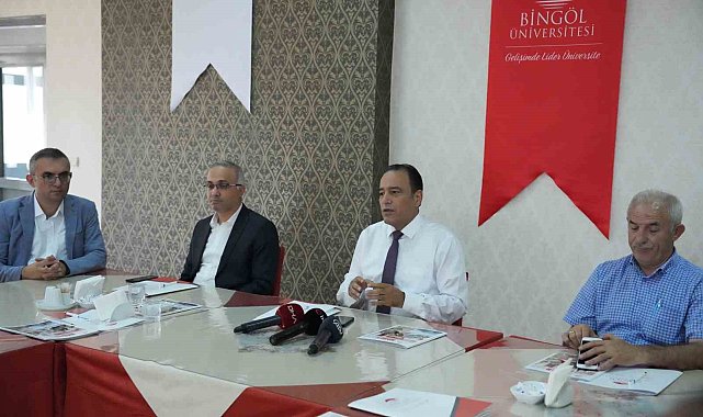 Bingöl Üniversitesi Rektörü Çapak: "5 binin üzerinde yabancı öğrencinin Bingöl Üniversitesi'ne müracaatı var"