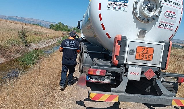 Bingöl'de akaryakıt tankerindeki gaz sızıntısı ekipleri harekete geçirdi