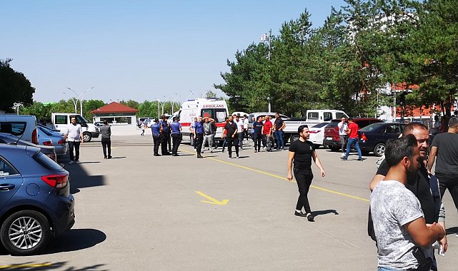 Cinayet duruşması sonrası taraflar arasındaki kavgaya polis müdahale etti