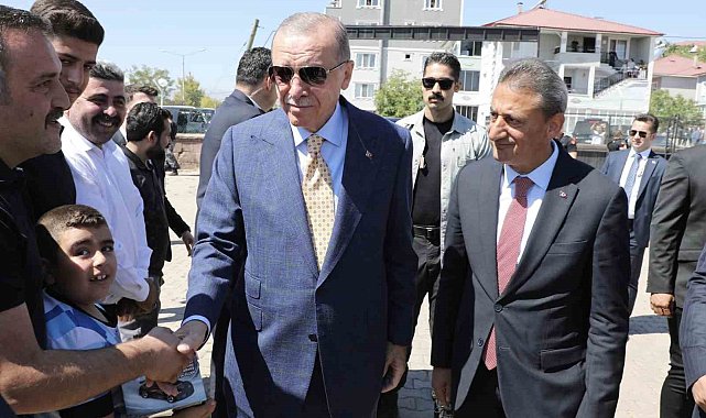 Cumhurbaşkanı Erdoğan, Malazgirt'e uğurlandı