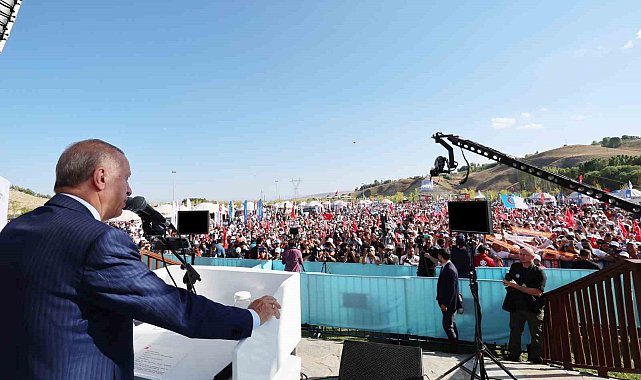 Cumhurbaşkanı Erdoğan: "Türkiye olarak kardeşlik seferberliğine ihtiyaç duyuyoruz"