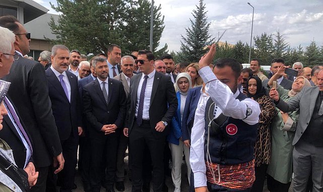 Dışişleri Bakanı Hakan Fidan Erzurum'da