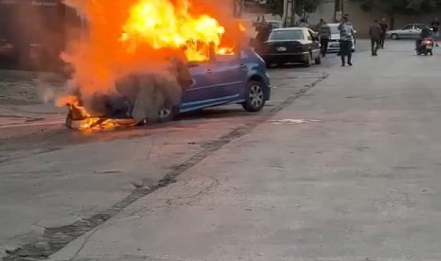 Elazığ'da seyir halindeki otomobil alev topuna döndü