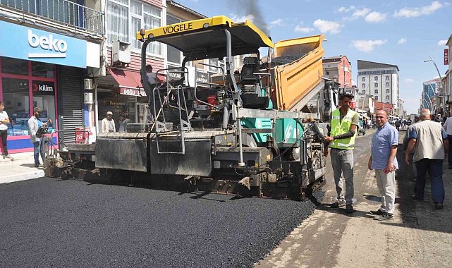 Eleşkirt'te sıcak asfalt