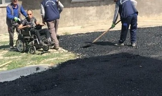 Engeli vatandaşın asfalt sevinci