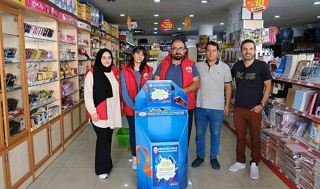 Erzincan'da öğrenciler için 'Askıda kırtasiye' kampanyası
