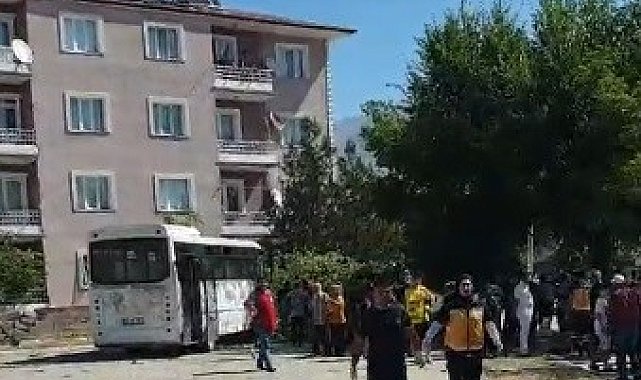Erzincan'da trafik kazası: 2 yaralı