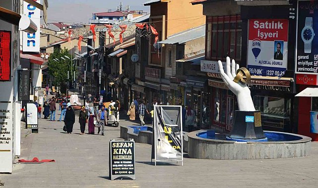 Erzurum bankacılıkta farkını korudu