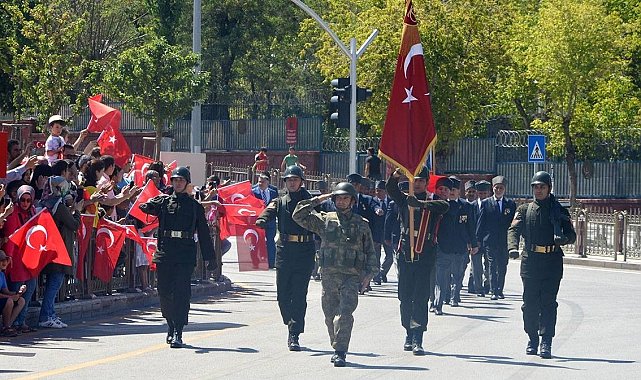 Erzurum'da 30 Ağustos provasına trafik düzenlemesi