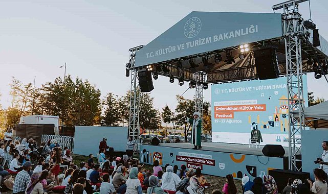 Erzurum'daki festivalden renkli görüntüler