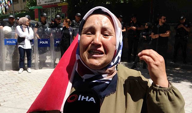 Evlat nöbetindeki Nazlı Sancar, "Yaz kış bu mücadelemiz devam edecek"