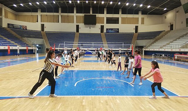 Gençlik ve spor kursları istihdama katkı sunuyor