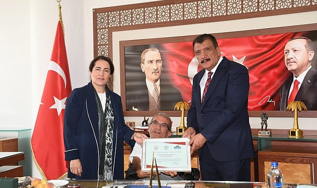 Gürkan, Bakan Yardımcısı Madak'ı makamında ağırladı