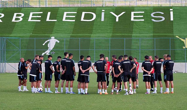 Hakan Kutlu: "Lige kendi sahamızda başlamak istiyoruz"