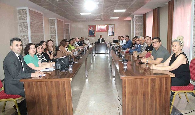 Hakkari'de "Kadına Yönelik Şiddetle Mücadele" toplantısı yapıldı