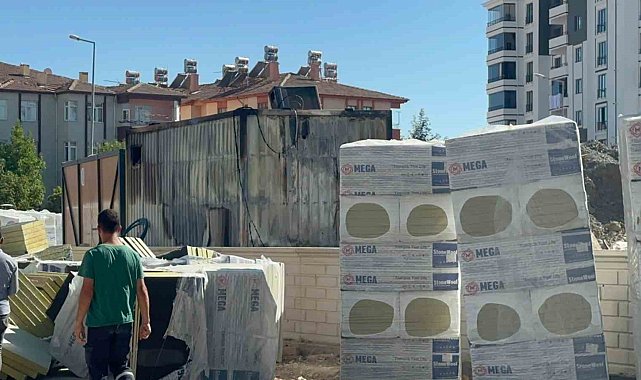 İBB Başkanı İmamoğlu'nun Elazığ'da yaptıracağı okulda yangın
