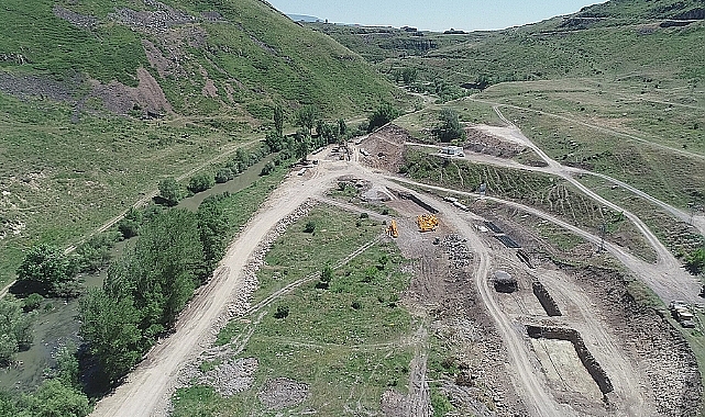 Kars'ta atık su toplama ve arıtma tesisi çalışmaları devam ediyor