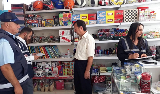 Kars'ta kırtasiye ve okul kıyafeti satan işyerleri denetlendi