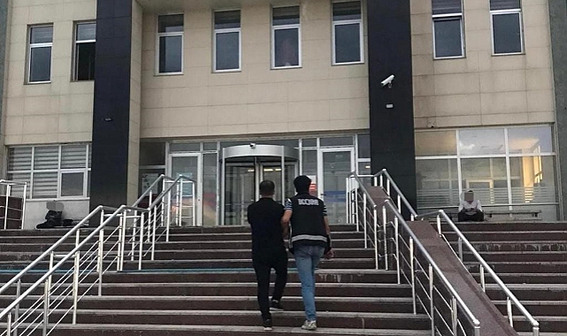 Kars'ta ehliyet sınavında ikinci kopya skandalı