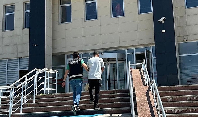 Kars'ta sürücü kursu sınavına polisten operasyon