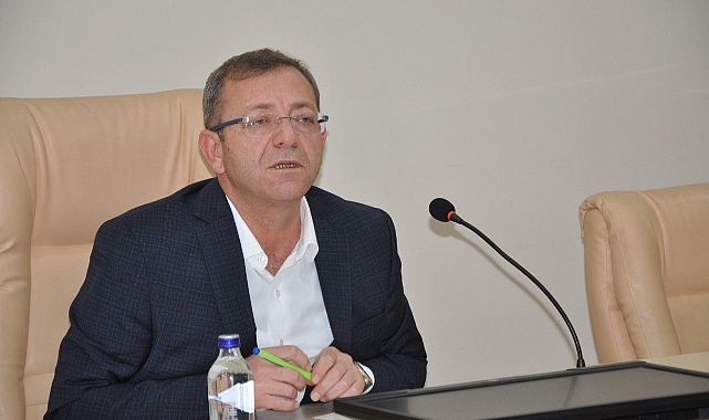 Kars Valisi Polat, inşaat sezonu bitmeden planlanmış projelerin bitirilmesini istedi